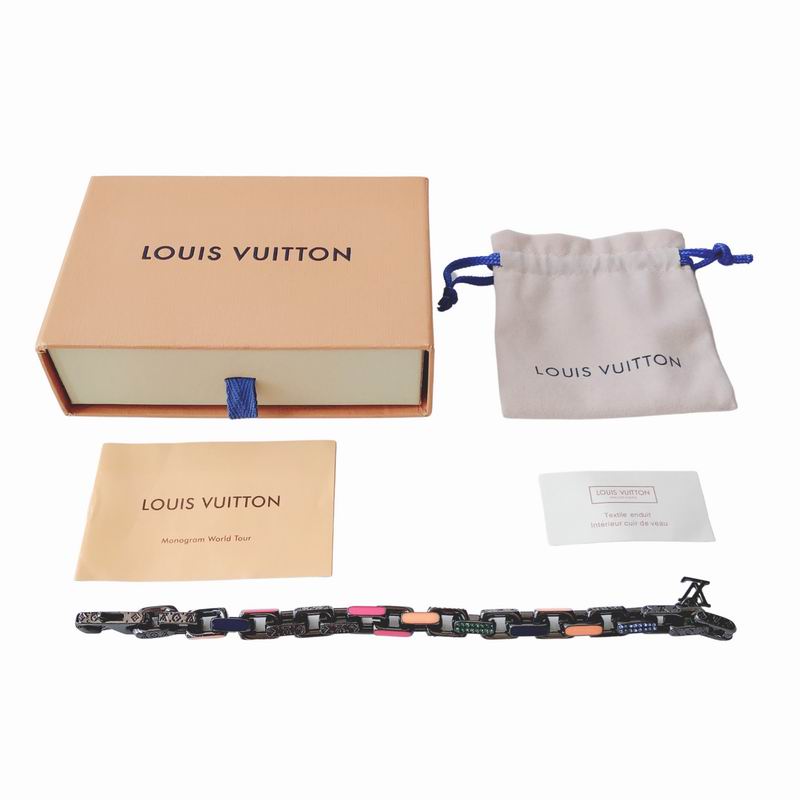 LV Bracelet 03lyr546